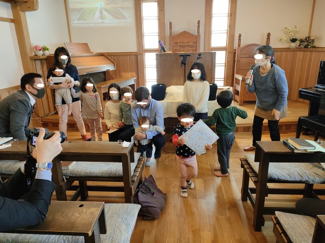 Junさんの この一枚「教会学校の進級式」