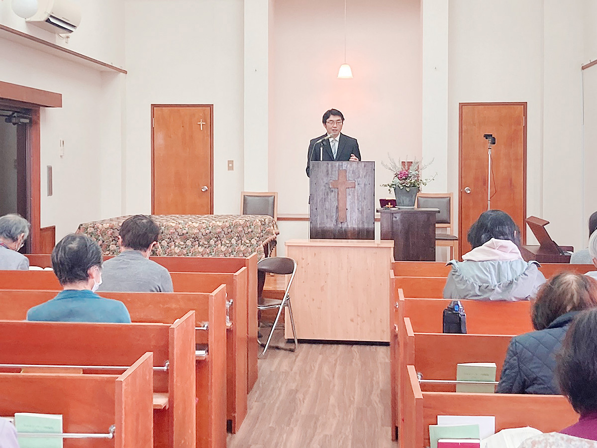 主日礼拝（日曜礼拝）は朝10時30分から