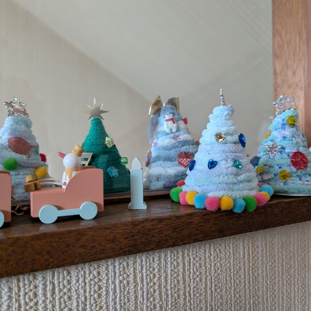 日曜学校の子供達が作った可愛い紙コップツリー♪